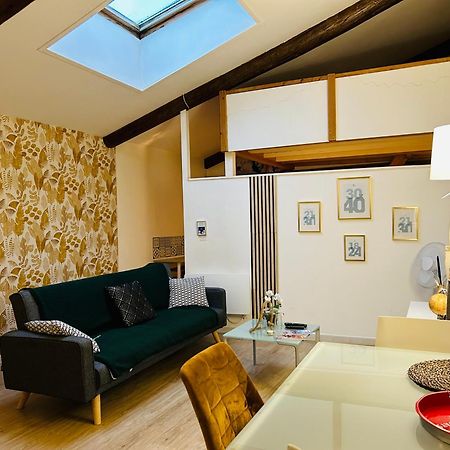 Le Saint-Lazare Appartement Au Calme Intra Muros Avignone Esterno foto