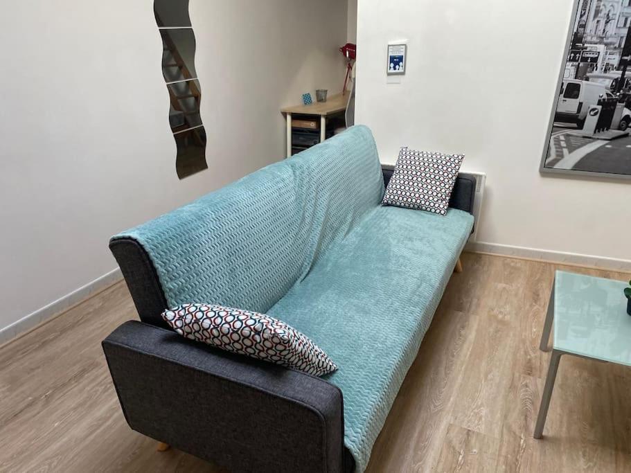 Le Saint-Lazare Appartement Au Calme Intra Muros Avignone Esterno foto
